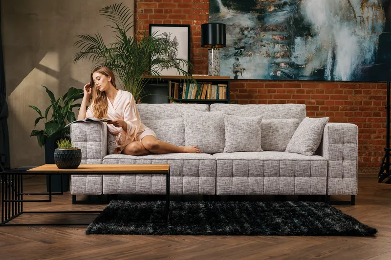Sofa Gemma z szerokimi podłokietnikami